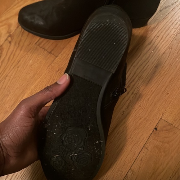 WOMENS BLACK DISTRESSED CHELSEA BOOTS SIZE 10M - Picture 4 of 6